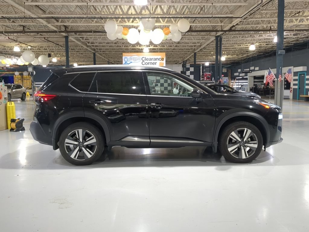 Used 2023 Nissan Rogue SL w/ SL Premium Package AWD/4WD image 7