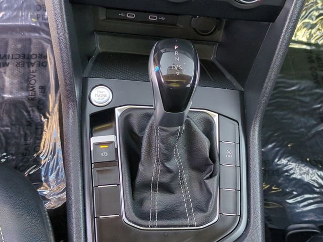 Used 2022 Volkswagen Taos SE FWD image 19