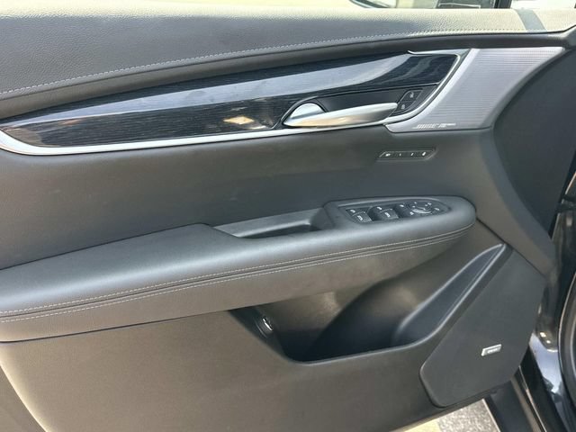 Certified 2024 Cadillac XT5 Premium Luxury AWD/4WD image 15