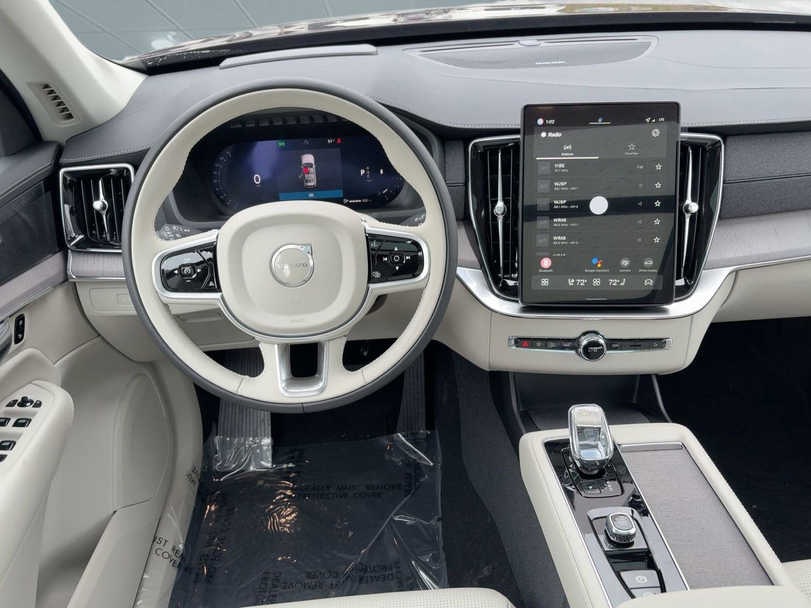 New 2026 Volvo XC90 B6 Ultra w/ Protection Package image 28