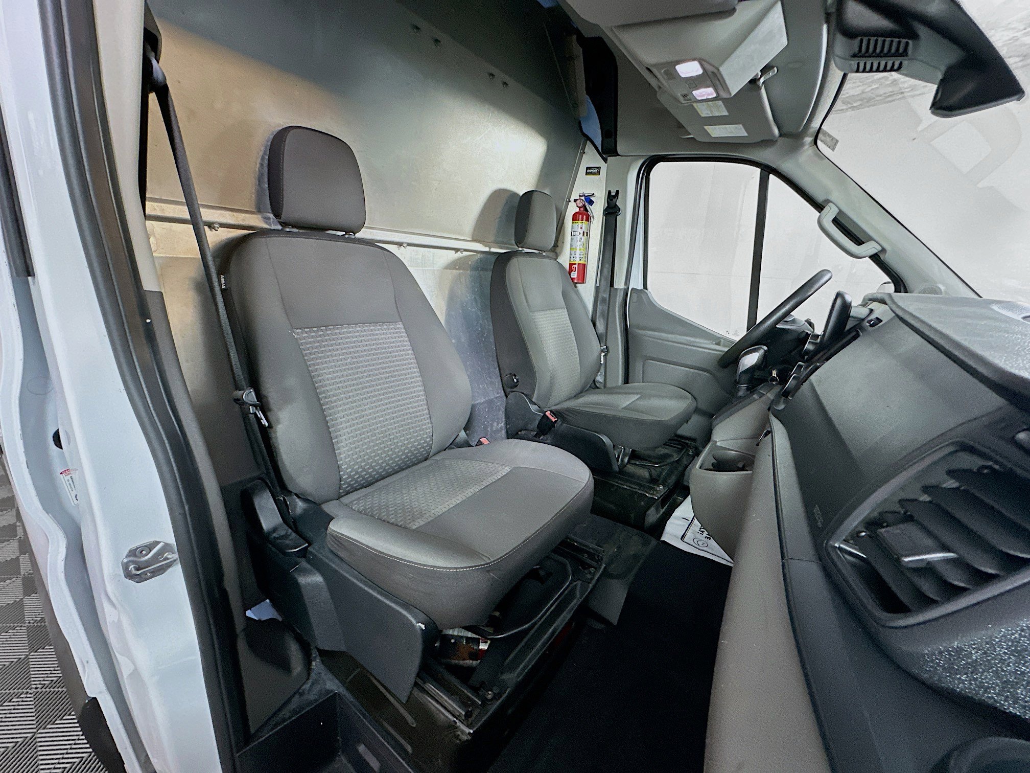 Used 2022 Ford Transit 150 Medium Roof image 24