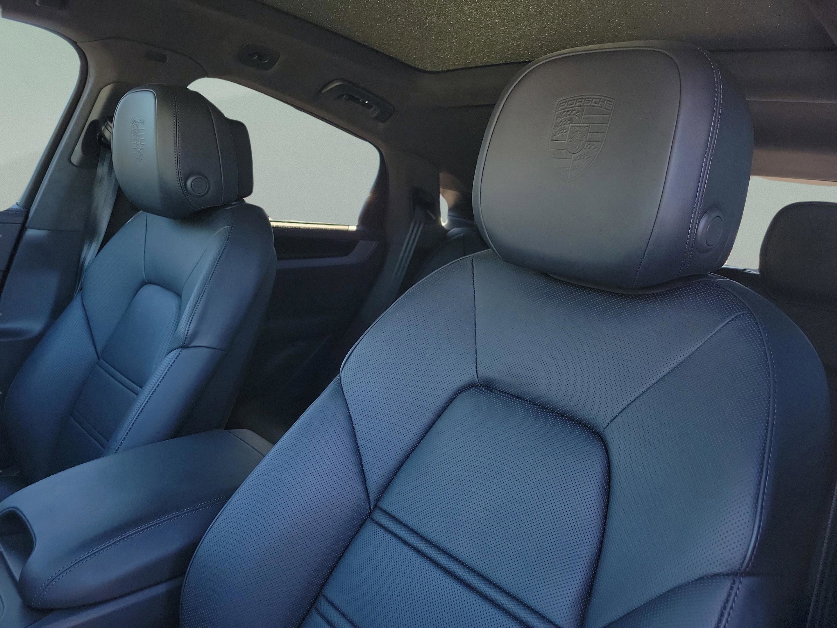 Used 2024 Porsche Cayenne S image 23