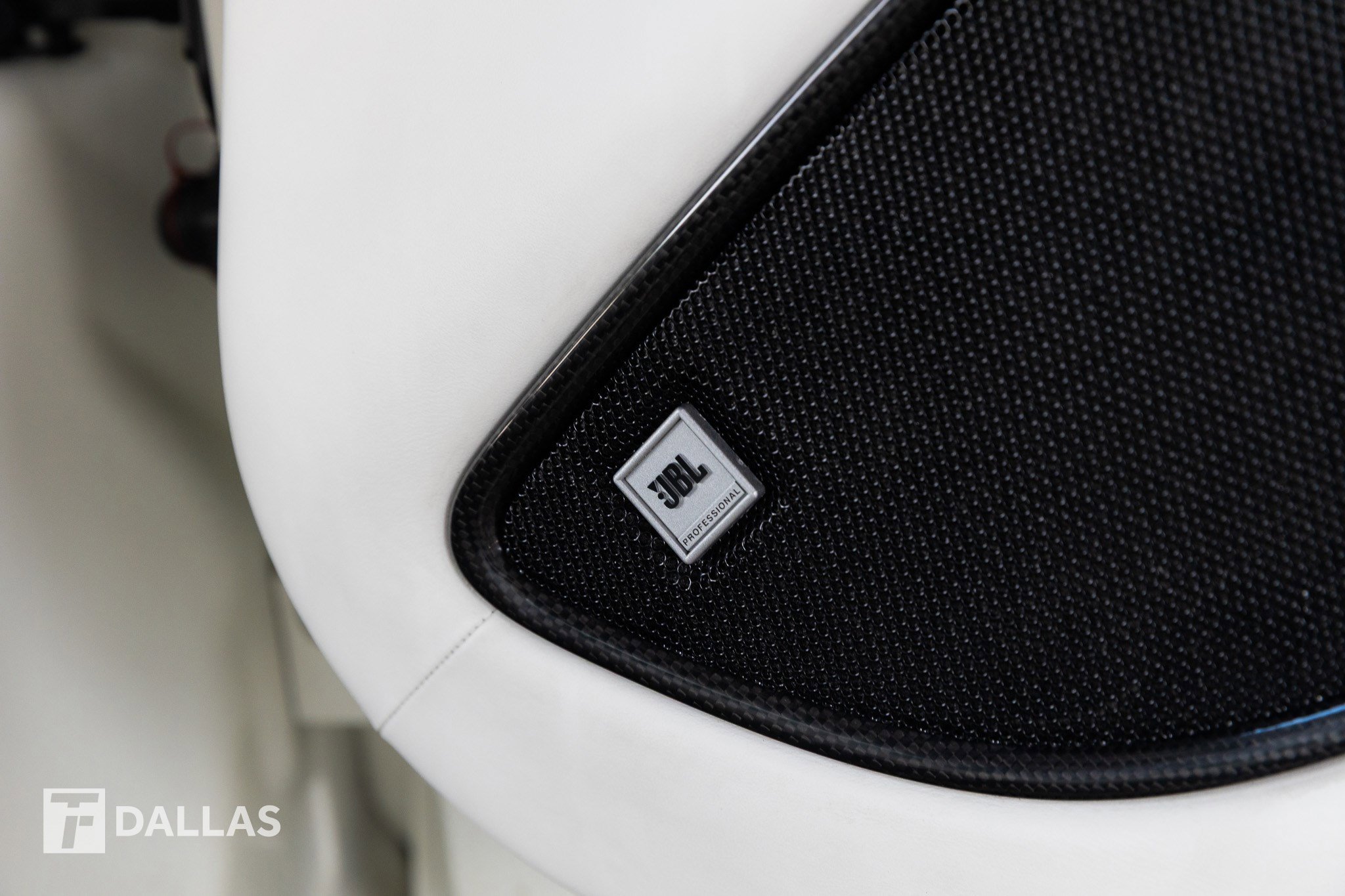 Used 2014 Ferrari F12 Berlinetta image 41