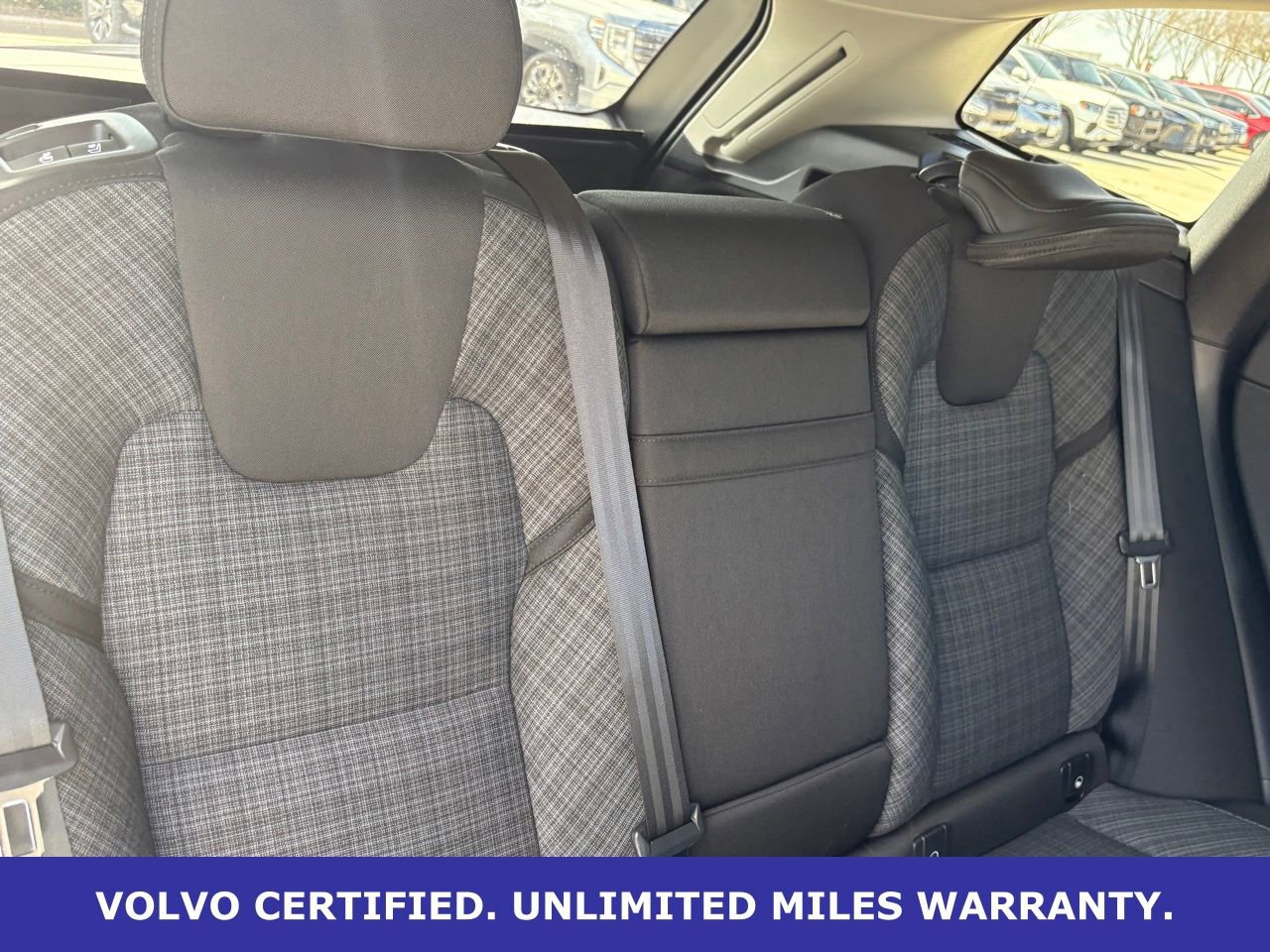 Certified 2023 Volvo XC60 B5 Core image 34