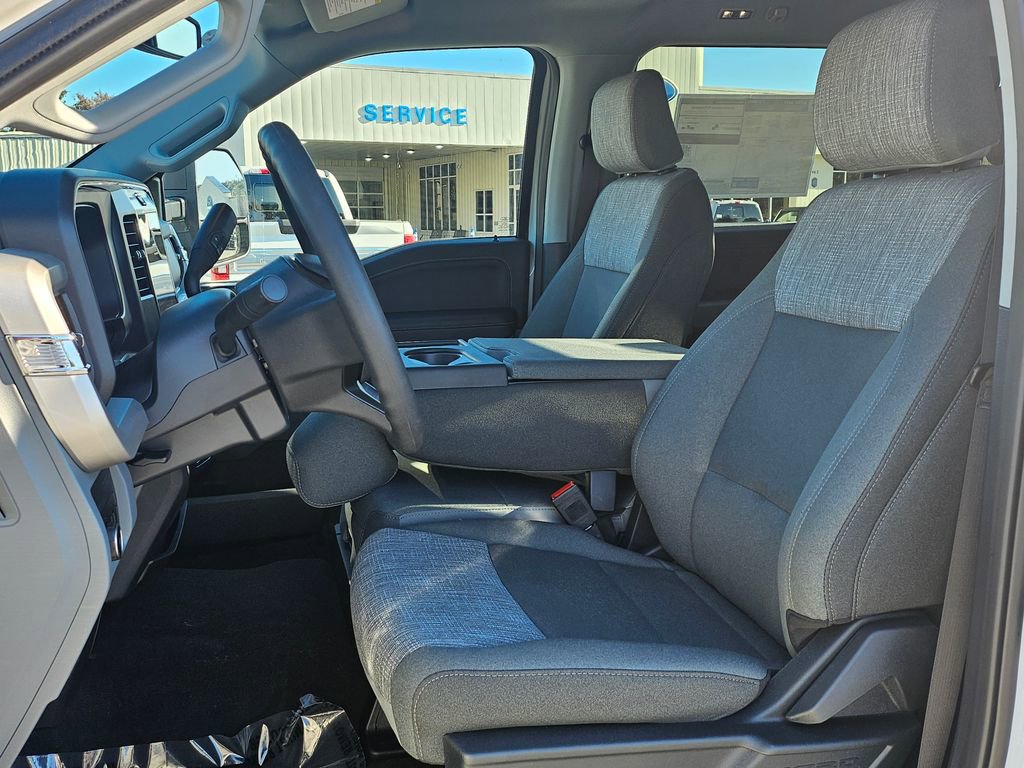New 2026 Ford F250 XLT w/ XLT Premium Package image 4