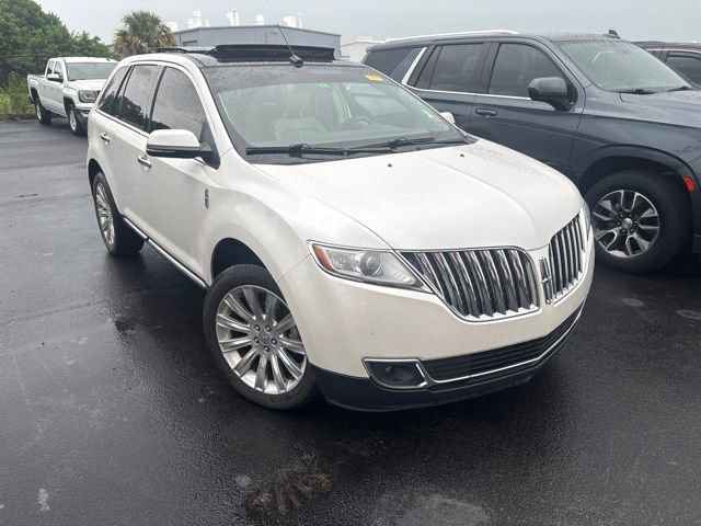 Used 2014 Lincoln MKX FWD w/ Equipment Group 102A image 3