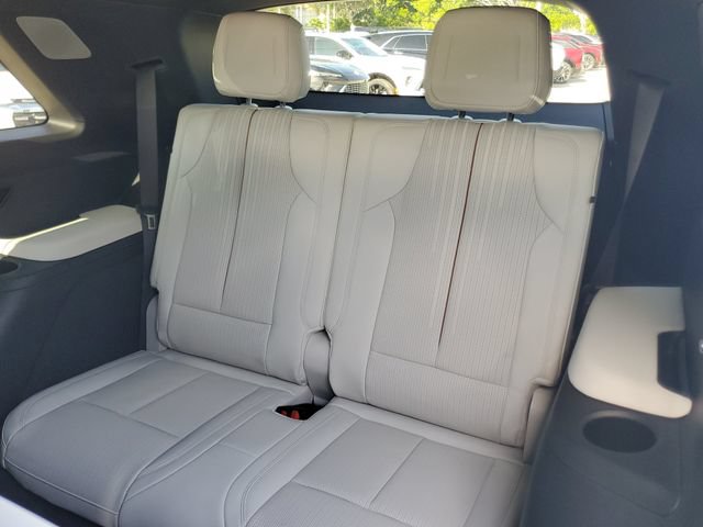 New 2027 Cadillac Vistiq Luxury AWD/4WD image 5
