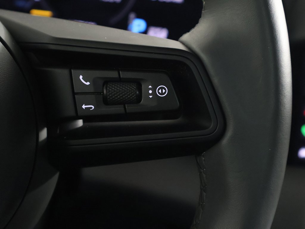 Used 2023 Porsche Taycan image 44