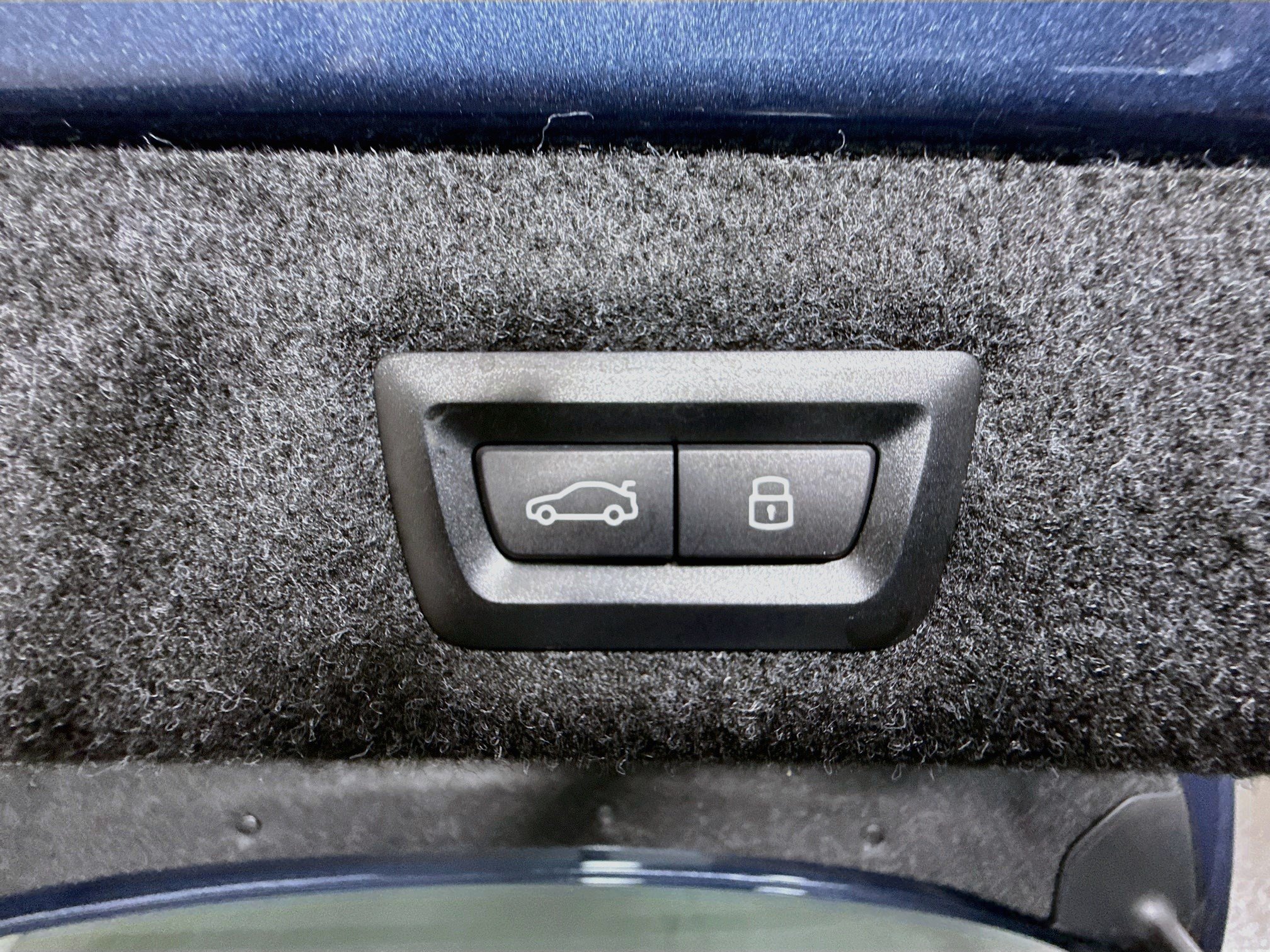 Used 2023 BMW 530i w/ Premium Package RWD image 42