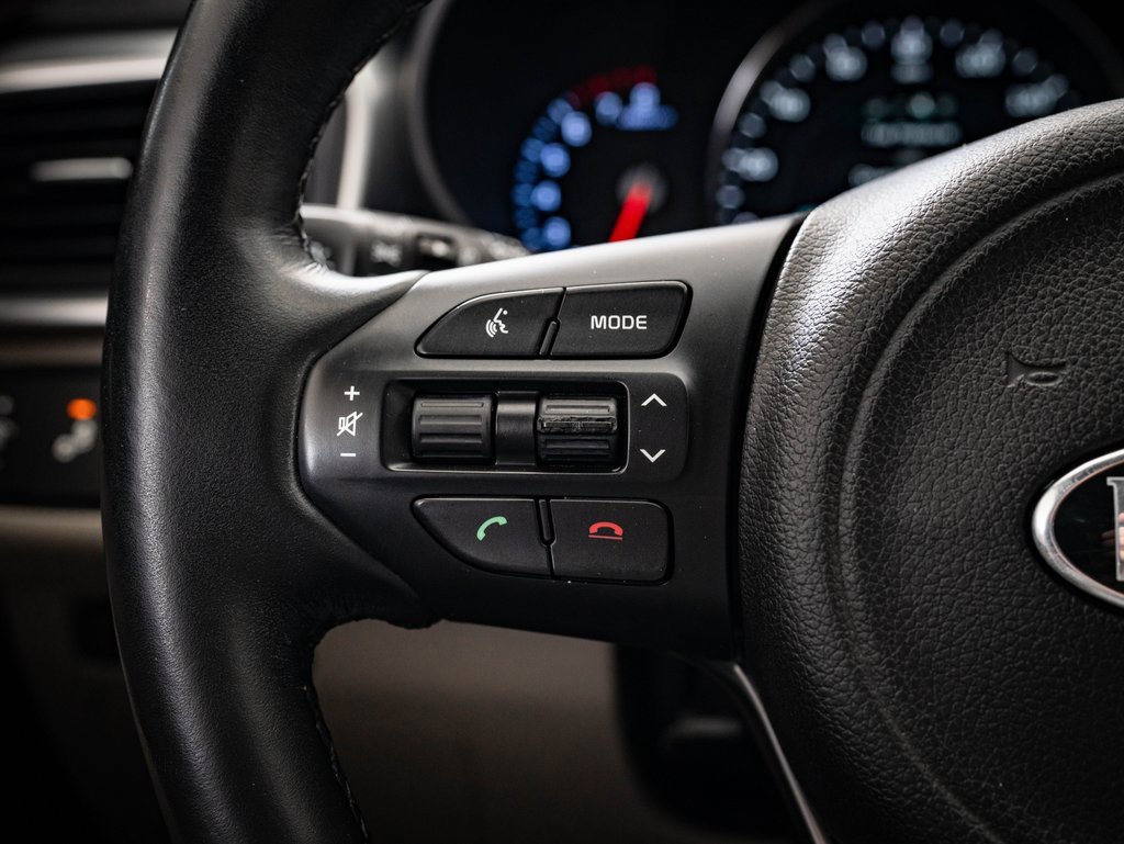 Used 2016 Kia Sorento EX w/ EX Premium Package image 27