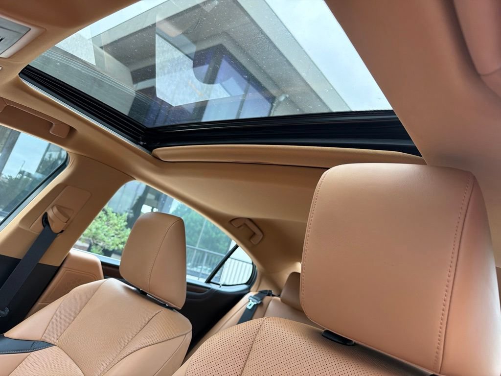 Used 2023 Lexus ES 350 w/ Premium Package FWD image 31