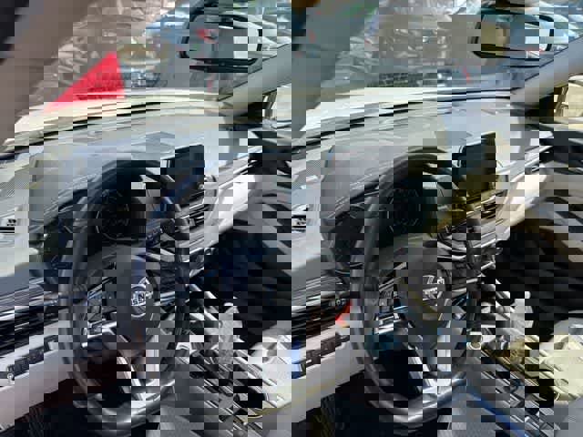 Used 2019 Nissan Altima 2.5 Platinum image 6