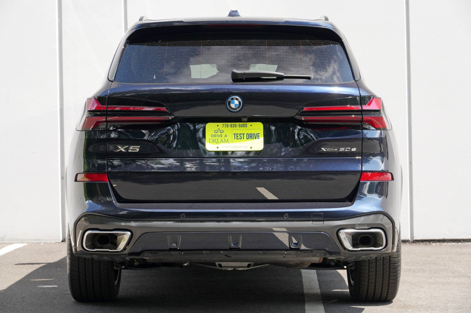 Used 2024 BMW X5 xDrive50e w/ M Sport Package AWD/4WD image 11