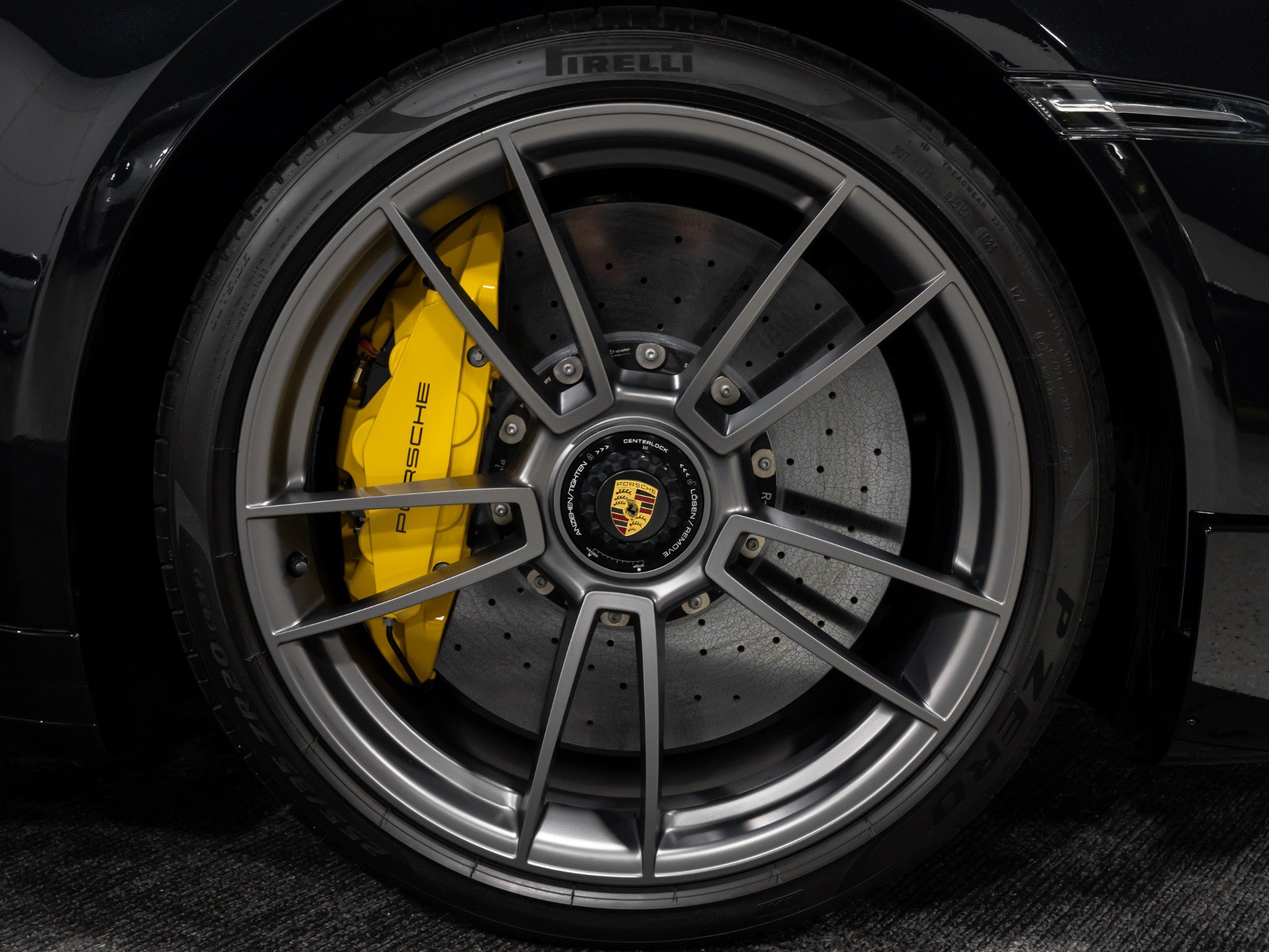 Used 2025 Porsche 911 Turbo S AWD/4WD image 37