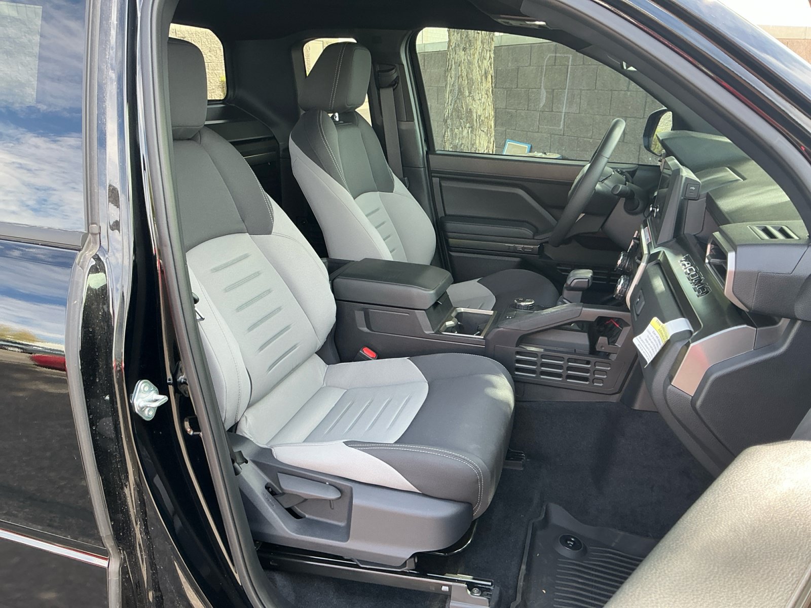 Used 2026 Toyota Tacoma SR5 RWD image 18