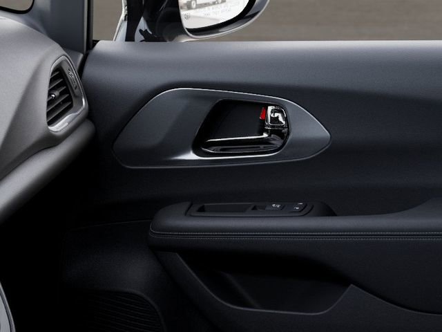 New 2026 Chrysler Voyager LX FWD image 25