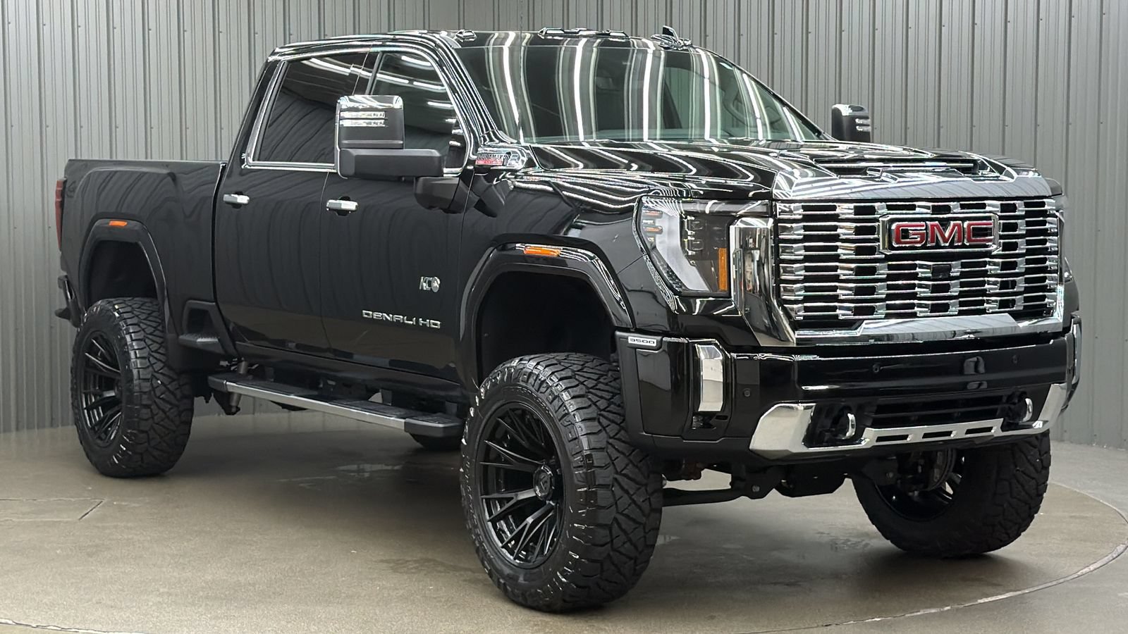 Used 2026 GMC Sierra 3500 Denali w/ Denali Reserve Package AWD/4WD image 7