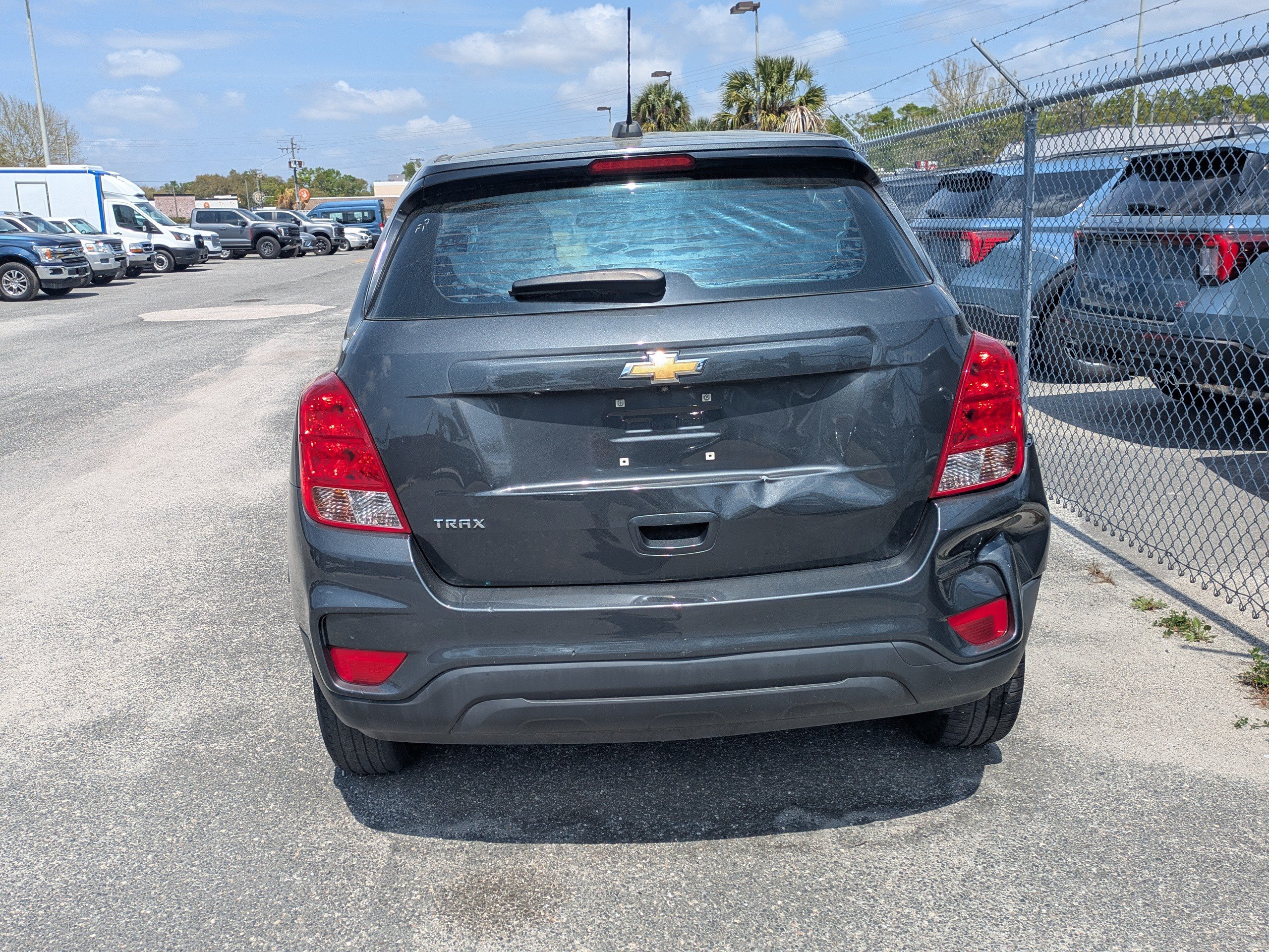 Used 2020 Chevrolet Trax LS FWD image 7