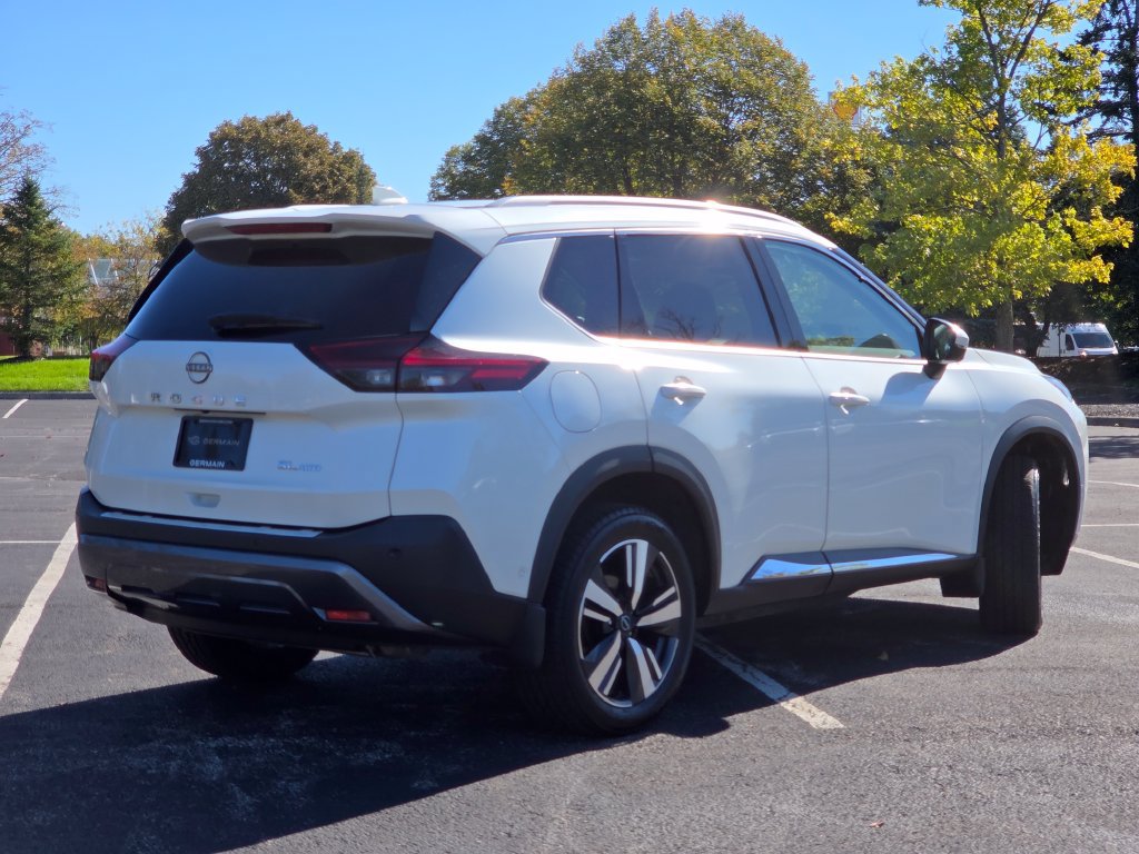 Used 2023 Nissan Rogue SL w/ SL Premium Package AWD/4WD image 28