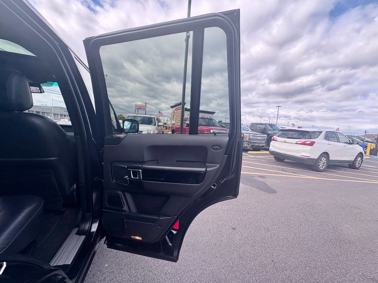 Used 2012 Land Rover Range Rover HSE image 31