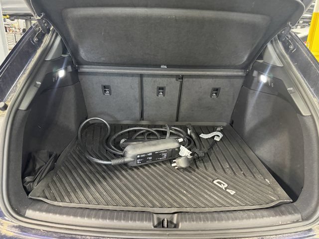 Certified 2023 Audi Q4 e-tron Prestige AWD/4WD image 32