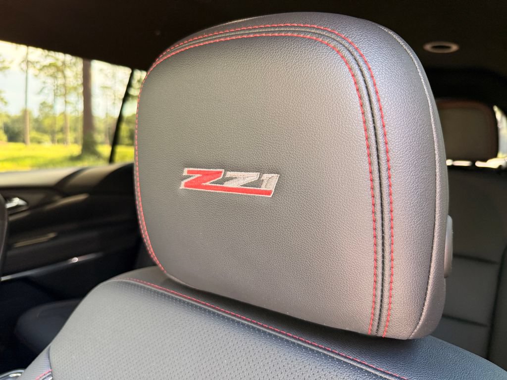 Used 2024 Chevrolet Traverse Z71 w/ LPO, Floor Liner Package AWD/4WD image 13