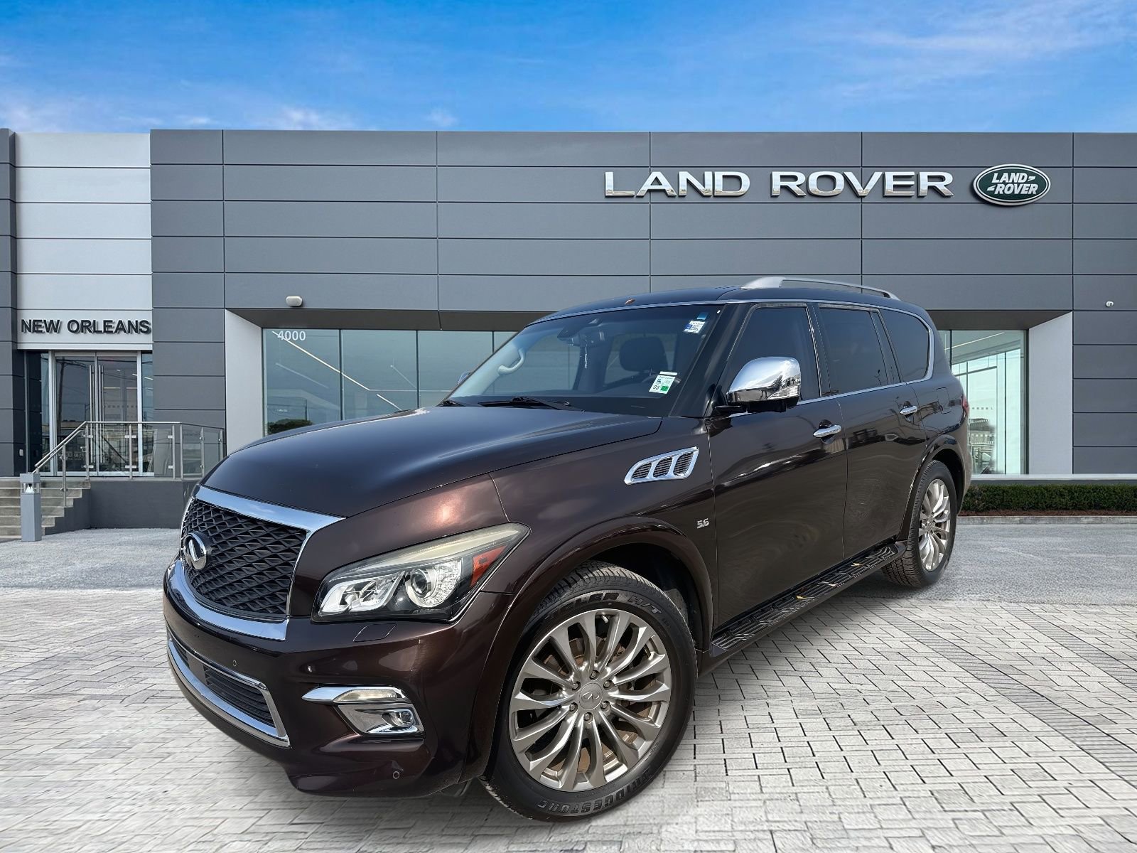 Used 2017 INFINITI QX80 2WD w/ Deluxe Technology Package