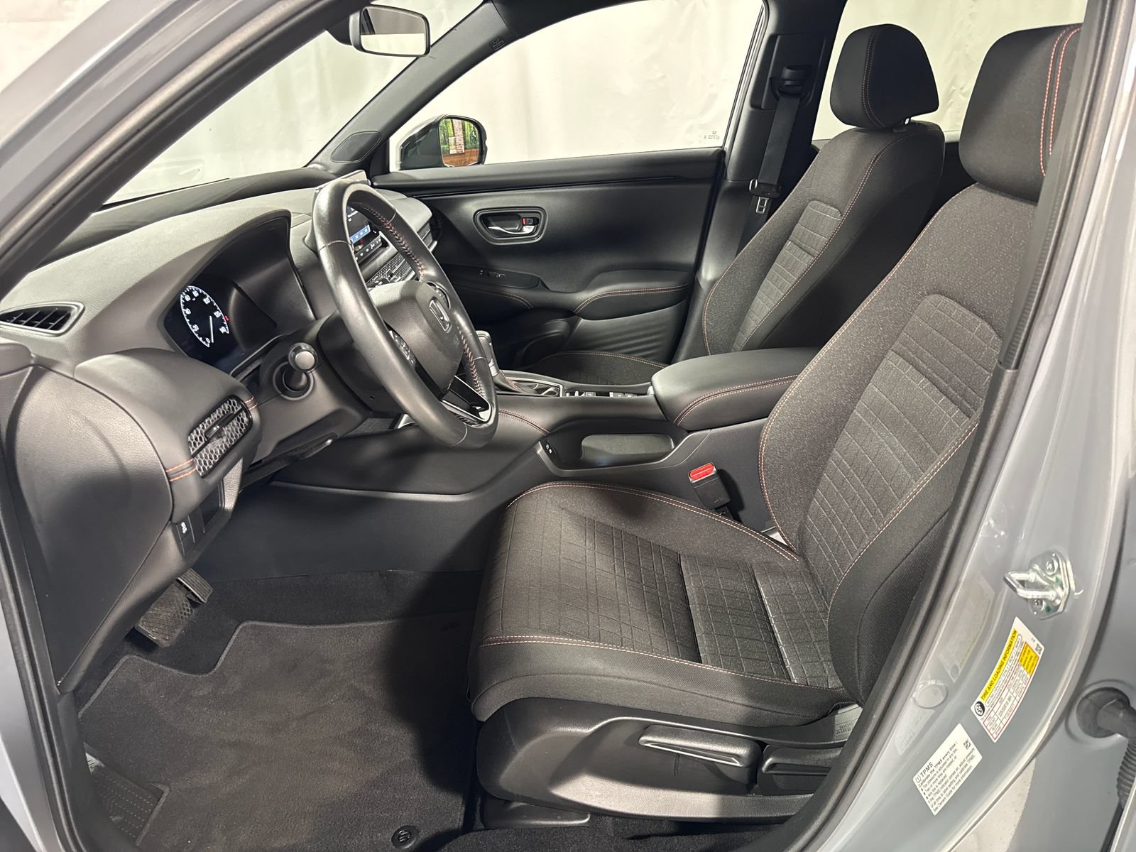 Certified 2024 Honda HR-V Sport image 3