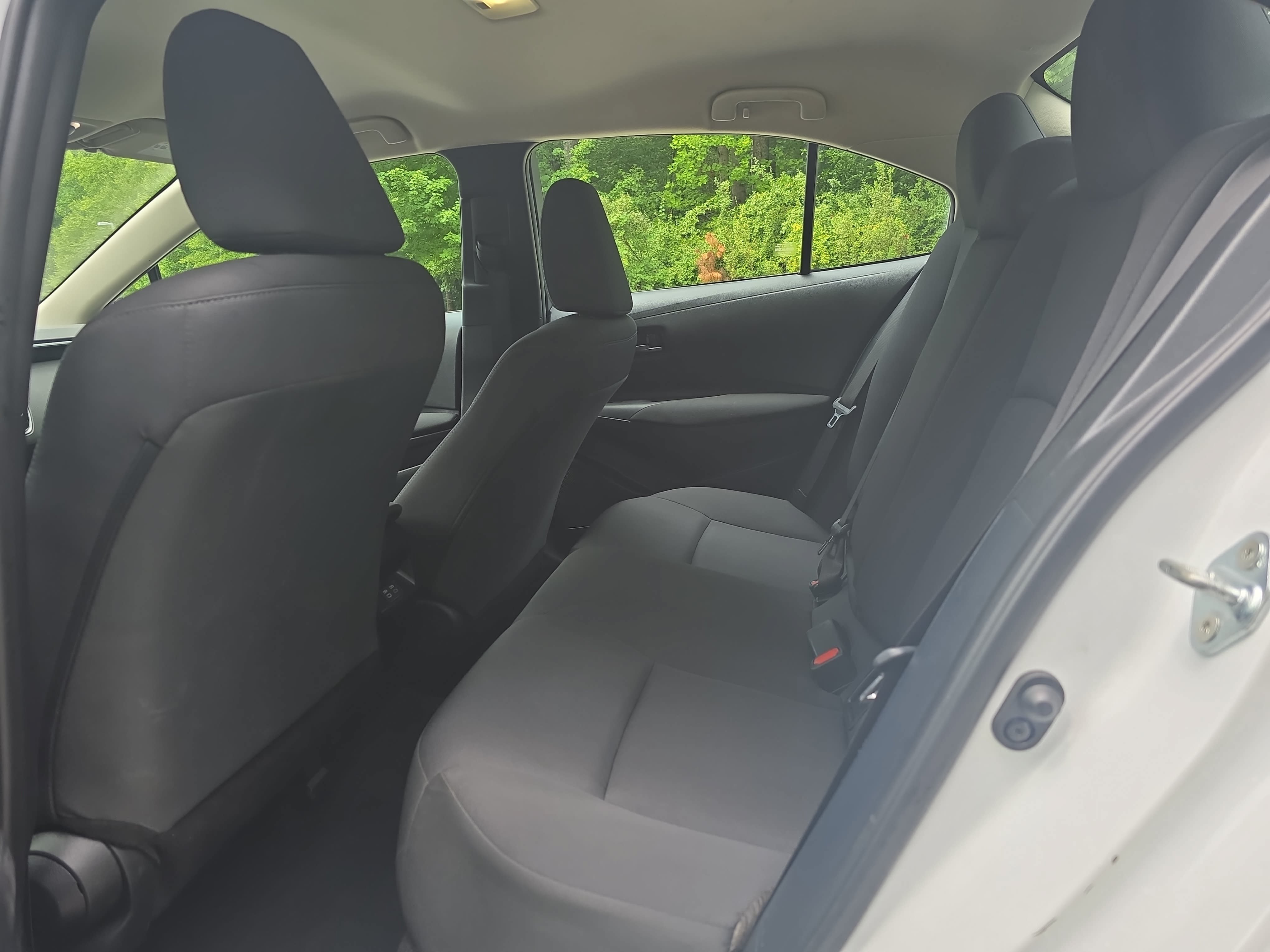 Used 2024 Toyota Corolla LE FWD image 13