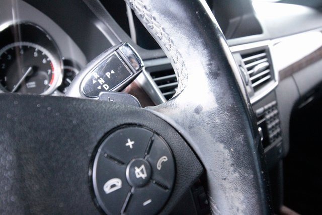 Used 2012 Mercedes-Benz E 350 4MATIC Sedan image 25