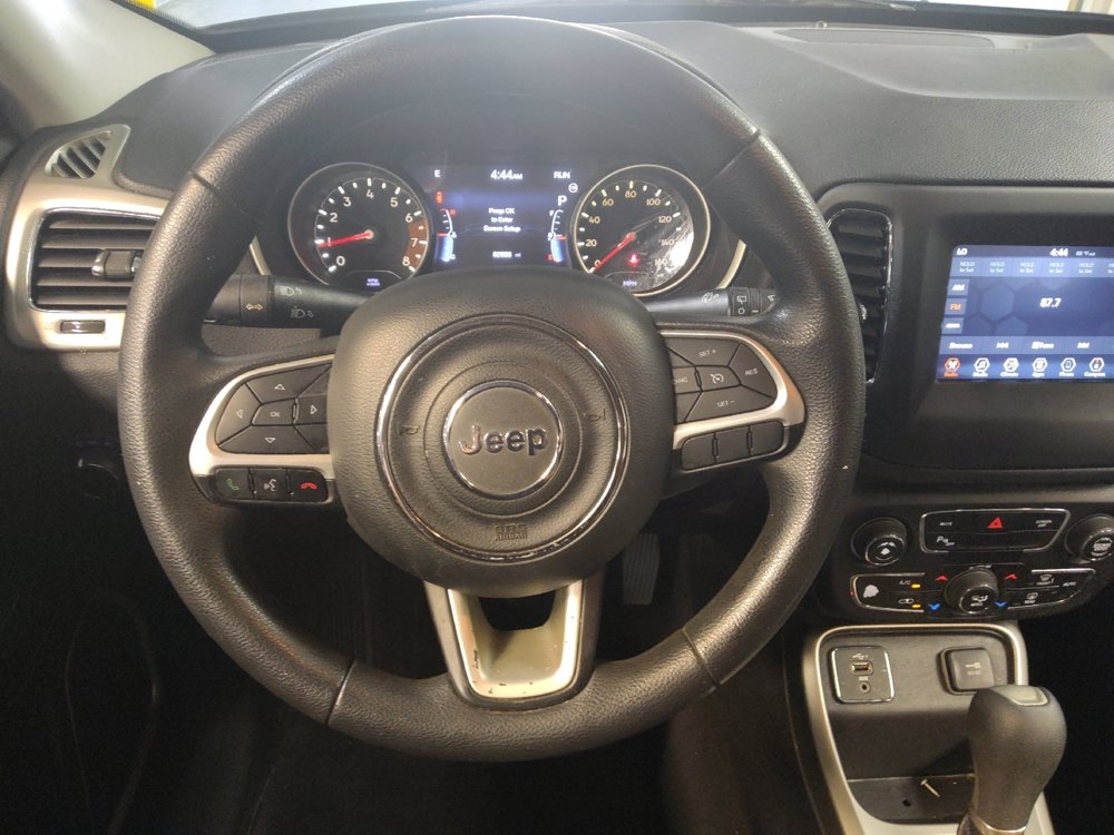 Used 2019 Jeep Compass Sport w/ Tech Group FWD image 22