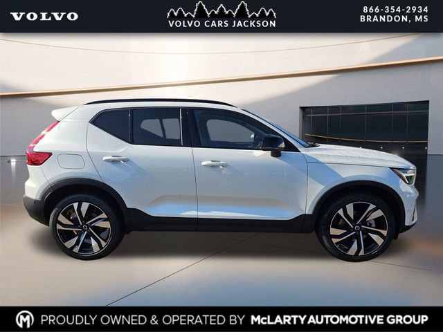 New 2026 Volvo XC40 B5 Ultra w/ Protection Package Premier image 3