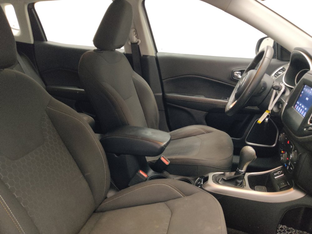 Used 2019 Jeep Compass Sport FWD image 21