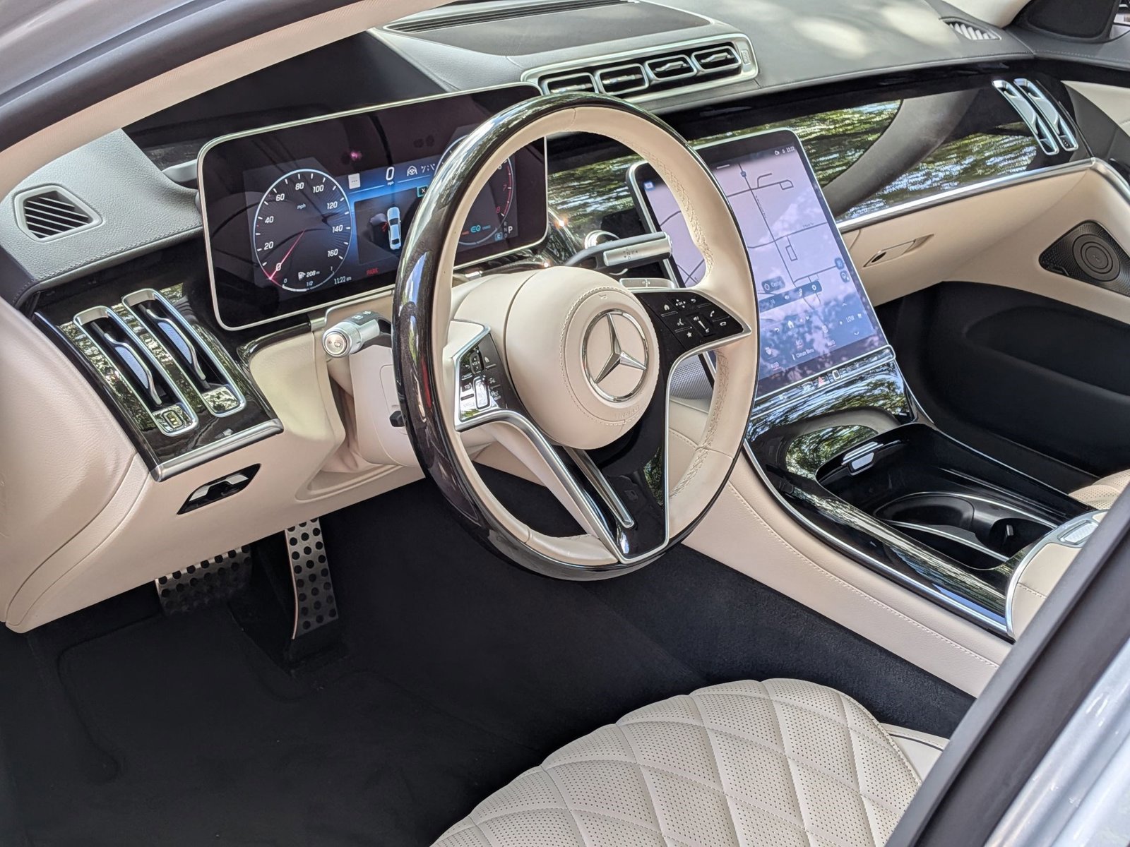 Used 2022 Mercedes-Benz S 580 4MATIC Sedan image 4