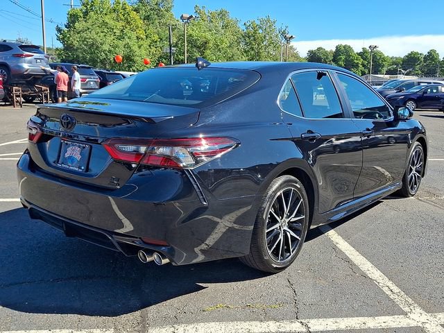 Certified 2024 Toyota Camry SE w/ Cold Weather Package AWD/4WD image 4