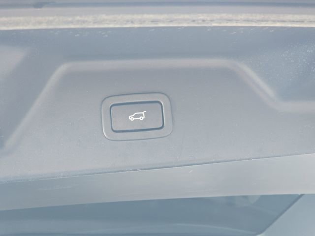 Used 2021 Land Rover Range Rover Autobiography Fifty Edition AWD/4WD image 16