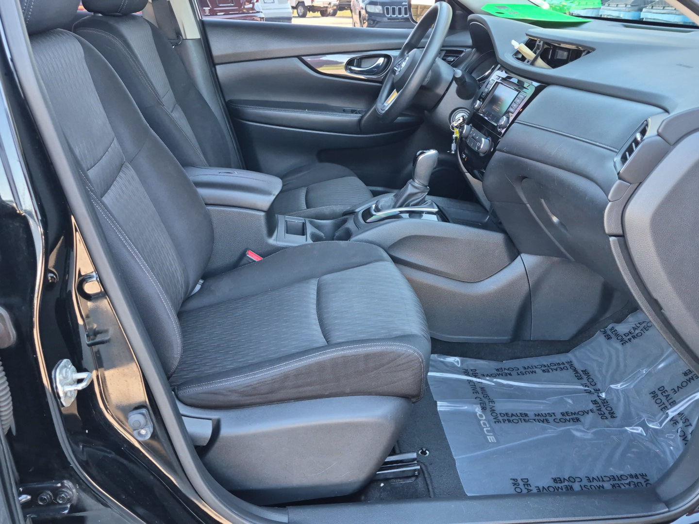 Used 2018 Nissan Rogue S FWD image 27