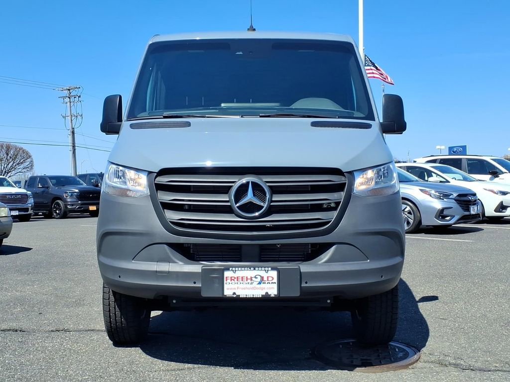 Used 2022 Mercedes-Benz Sprinter 2500 image 2