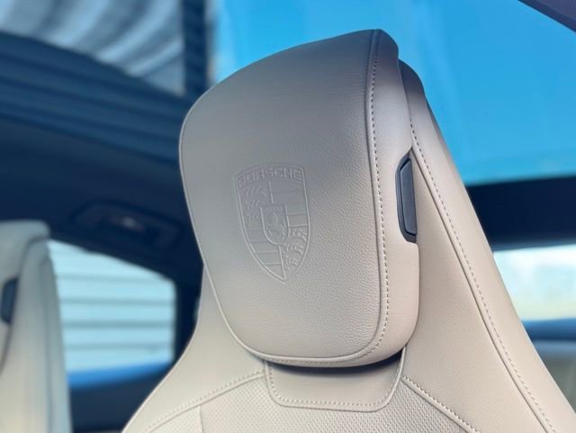 New 2024 Porsche Taycan image 33