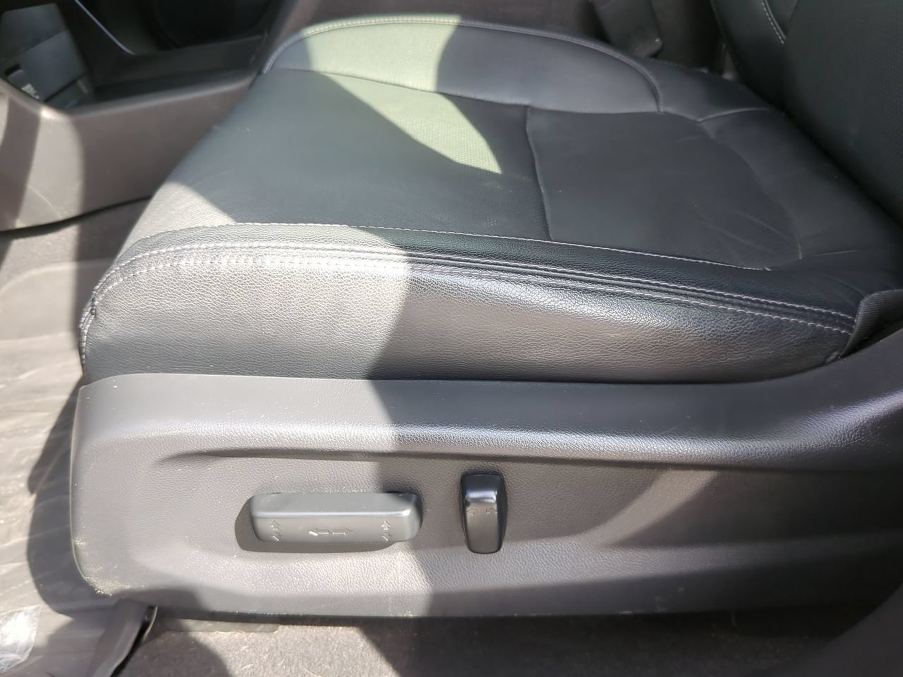 Certified 2018 Honda Clarity Touring image 15
