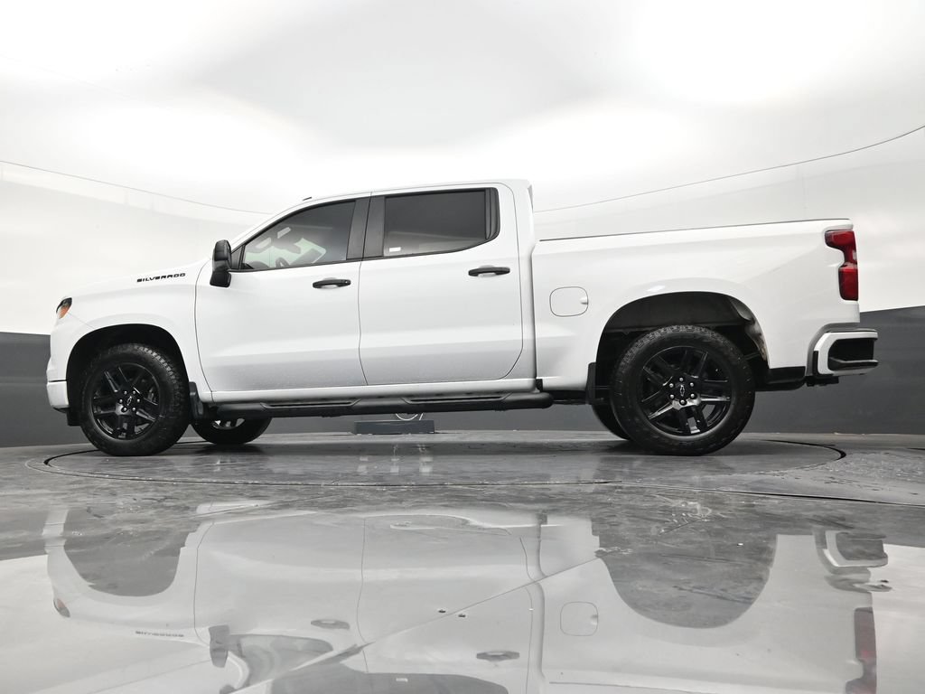 Used 2024 Chevrolet Silverado 1500 Custom w/ Turbomax Blackout Package RWD image 20