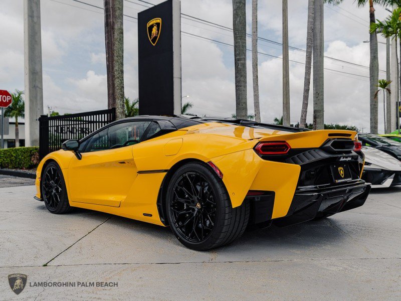 Used 2026 Lamborghini Temerario AWD/4WD image 3