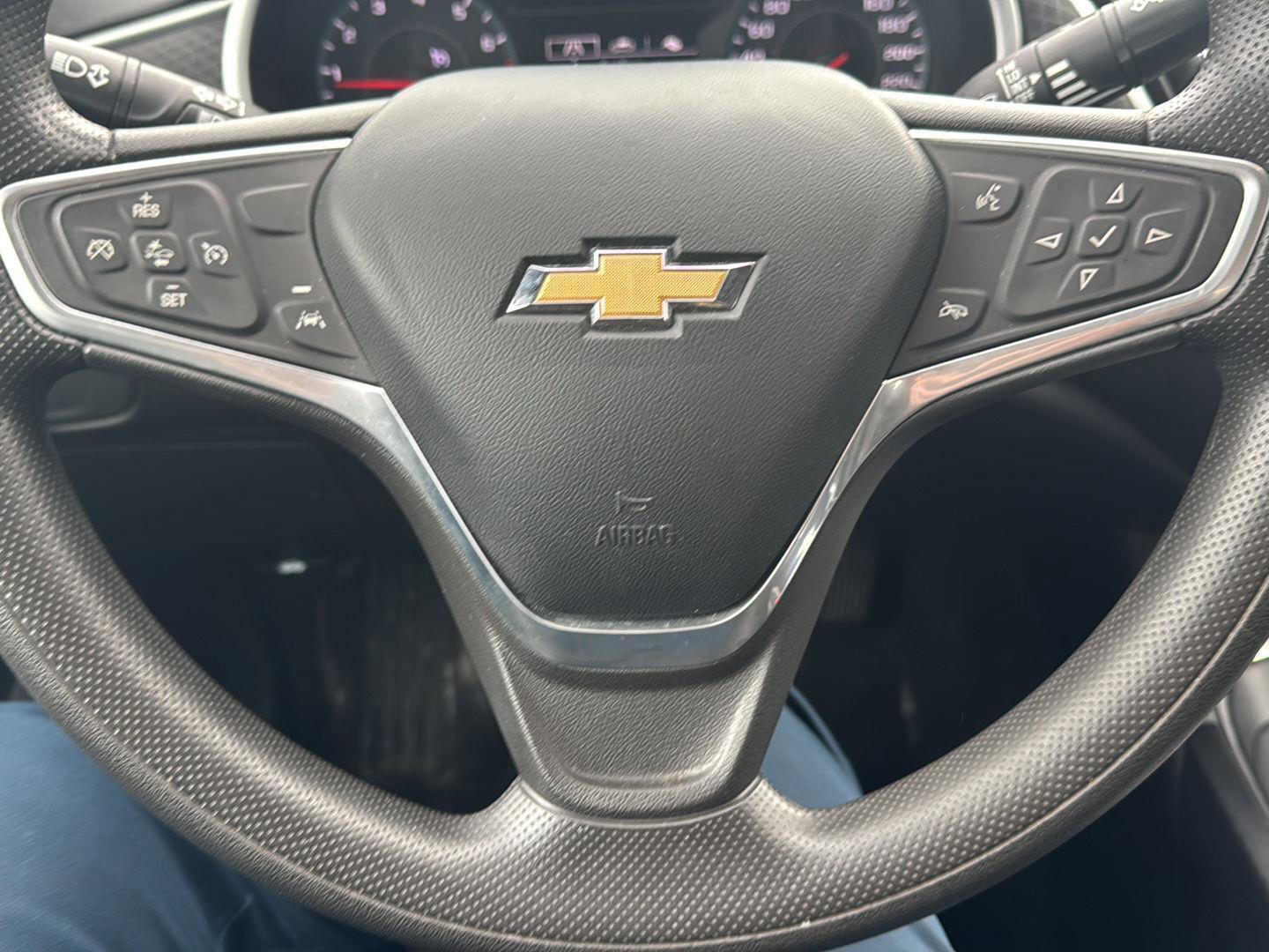 Used 2023 Chevrolet Malibu LT image 14