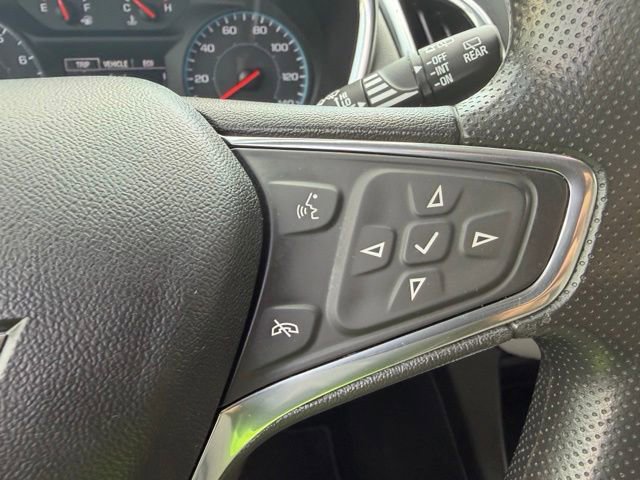 Used 2020 Chevrolet Equinox LS w/ LS Convenience Package AWD/4WD image 16