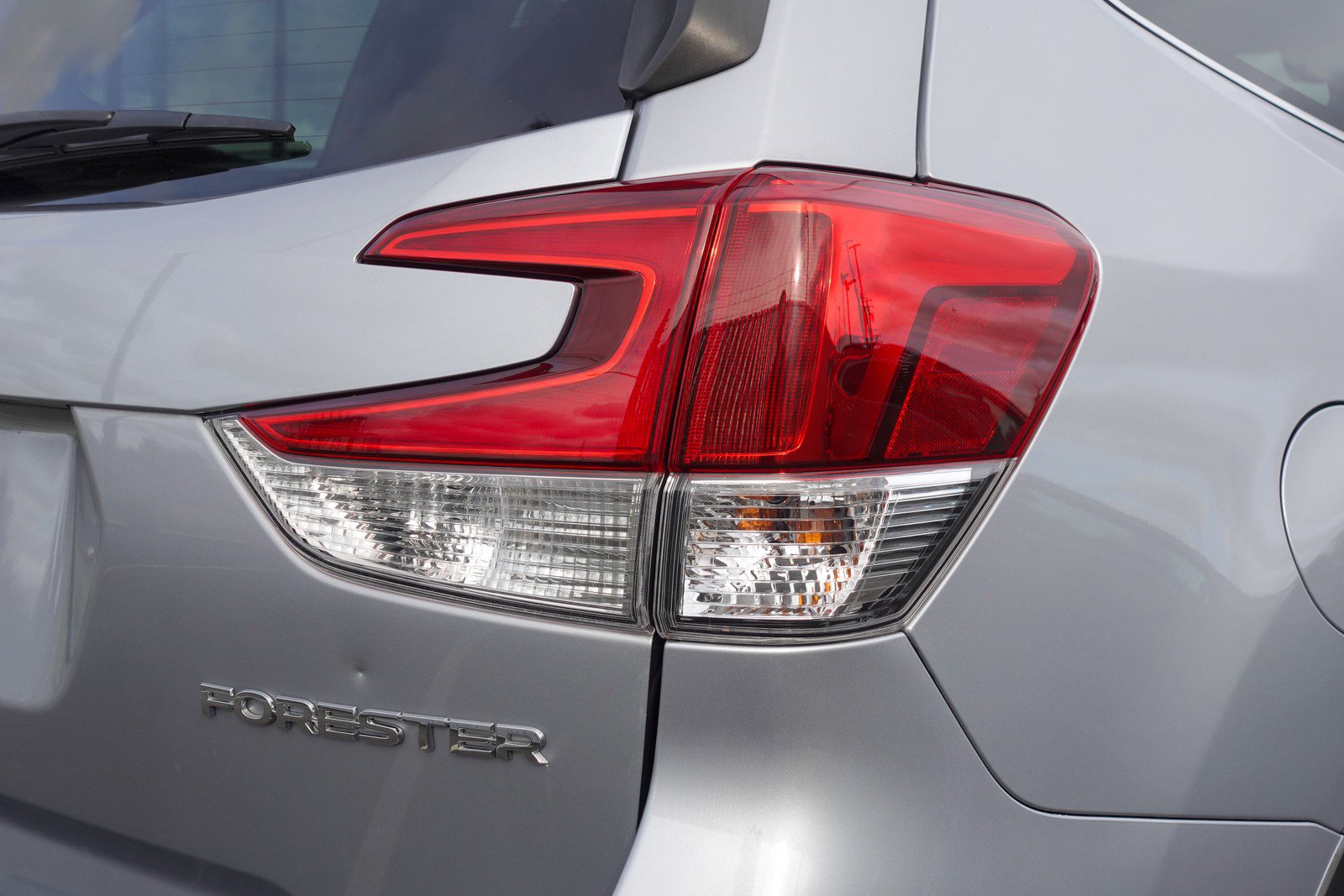 Used 2021 Subaru Forester Limited w/ Popular Package #3 image 5