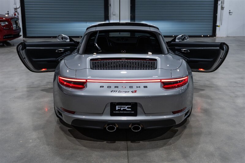 Used 2017 Porsche 911 Targa 4S AWD/4WD image 38