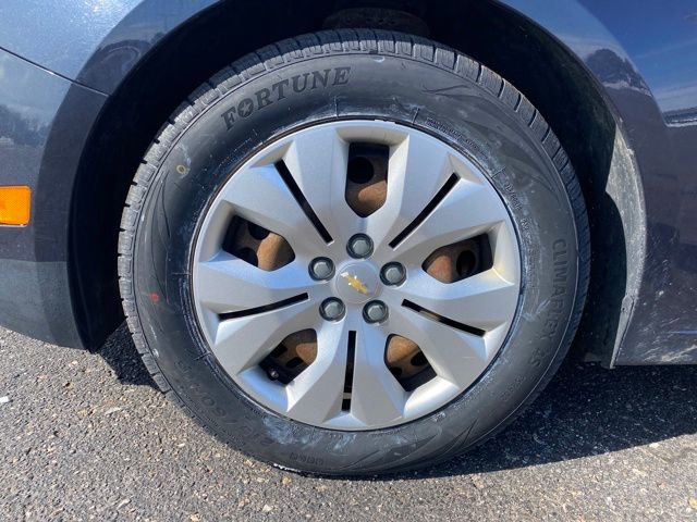 Used 2015 Chevrolet Cruze LT image 20