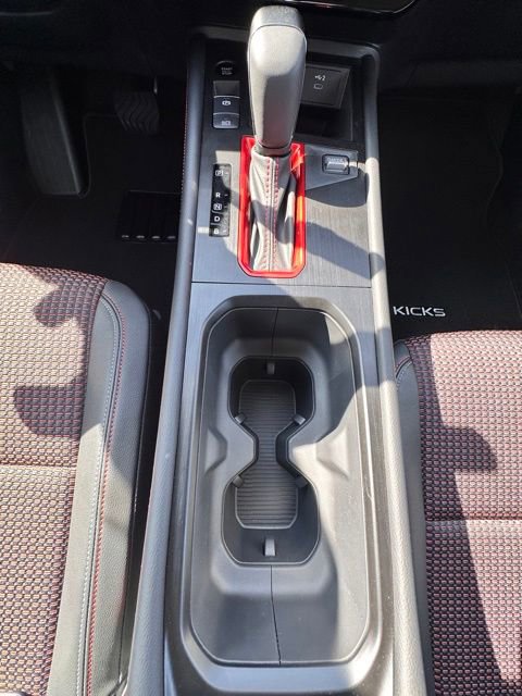 New 2025 Nissan Kicks SR image 22
