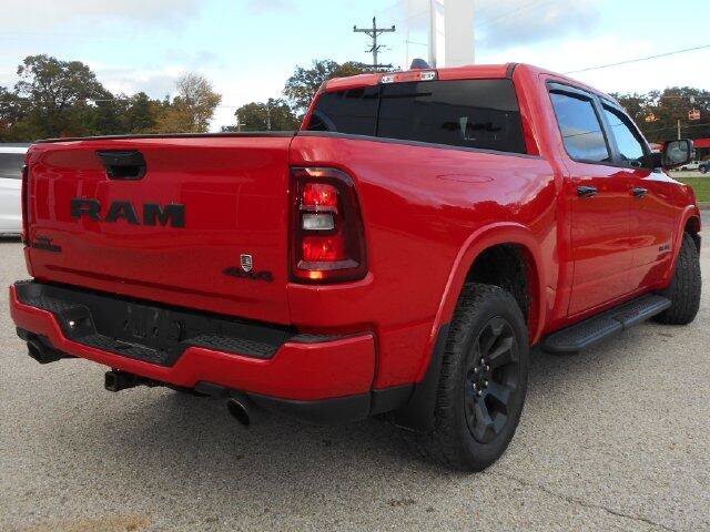 Used 2025 RAM 1500 Big Horn AWD/4WD image 4