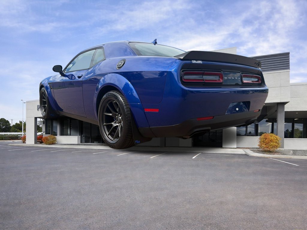 Used 2022 Dodge Challenger SRT Hellcat RWD image 11